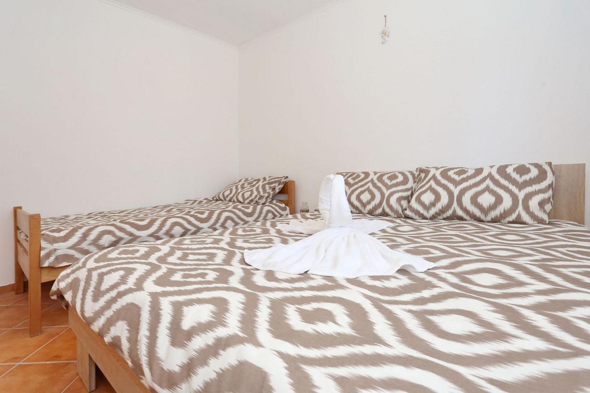 Apartments Marino Vir Zewnętrze zdjęcie